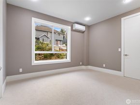 4413 NE 26 Place, Renton WA 98059