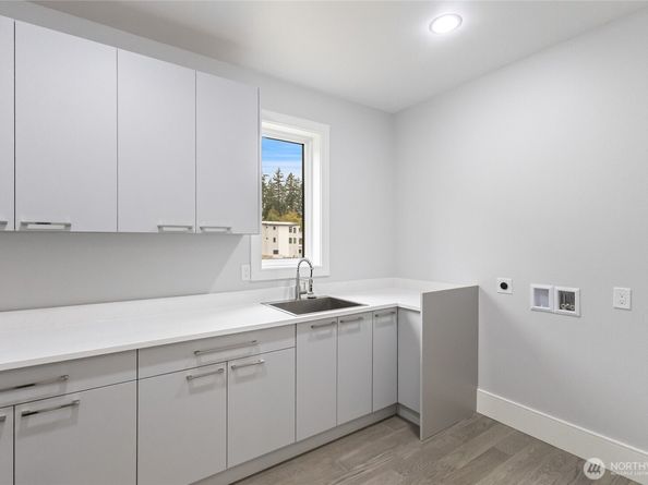 4413 NE 26 Place, Renton WA 98059