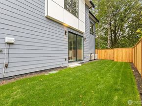 4413 NE 26 Place, Renton WA 98059