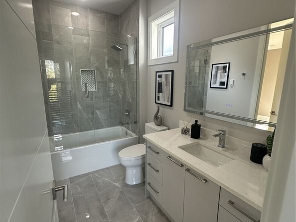 4413 NE 26 Place, Renton WA 98059
