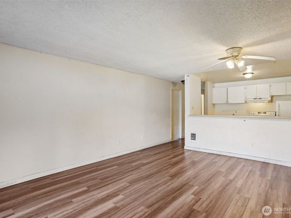 31003 14th Avenue S H8, Federal Way WA 98003