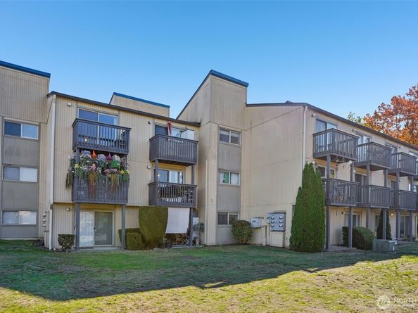 31003 14th Avenue S H8, Federal Way WA 98003