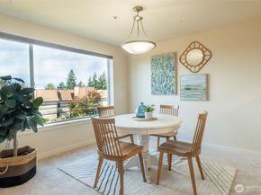 10744 Greenwood Avenue N 302, Seattle WA 98133