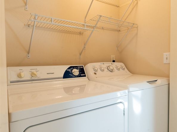 10744 Greenwood Avenue N 302, Seattle WA 98133