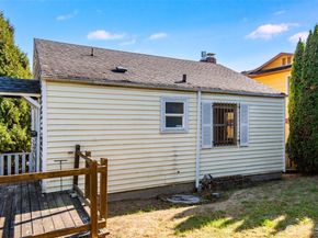 2517 23rd Avenue S, Seattle WA 98144
