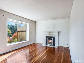 2517 23rd Avenue S, Seattle WA 98144