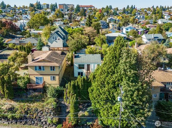 2517 23rd Avenue S, Seattle WA 98144