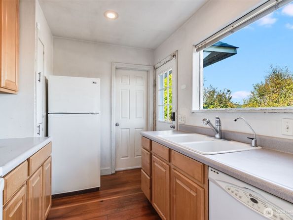 2517 23rd Avenue S, Seattle WA 98144