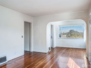 2517 23rd Avenue S, Seattle WA 98144