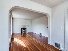 2517 23rd Avenue S, Seattle WA 98144