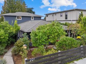 221 8th Avenue W, Kirkland WA 98033