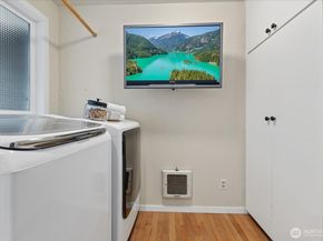 221 8th Avenue W, Kirkland WA 98033