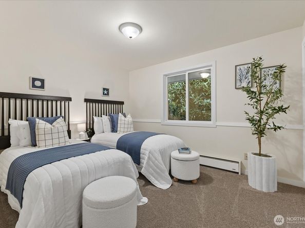 221 8th Avenue W, Kirkland WA 98033