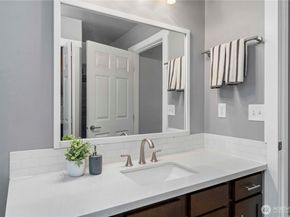 13827 Macadam Road S, Tukwila WA 98168