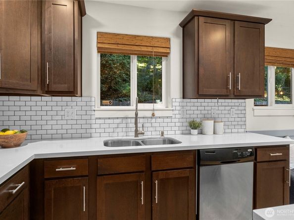 13827 Macadam Road S, Tukwila WA 98168