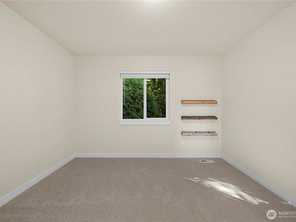 13827 Macadam Road S, Tukwila WA 98168