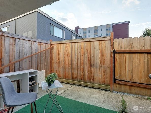 4542 S Henderson Street A, Seattle WA 98118
