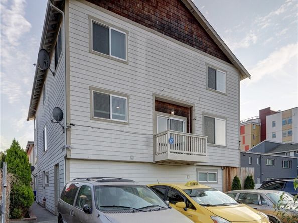 4542 S Henderson Street A, Seattle WA 98118
