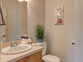 4542 S Henderson Street A, Seattle WA 98118