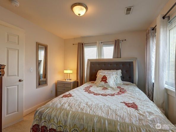4542 S Henderson Street A, Seattle WA 98118