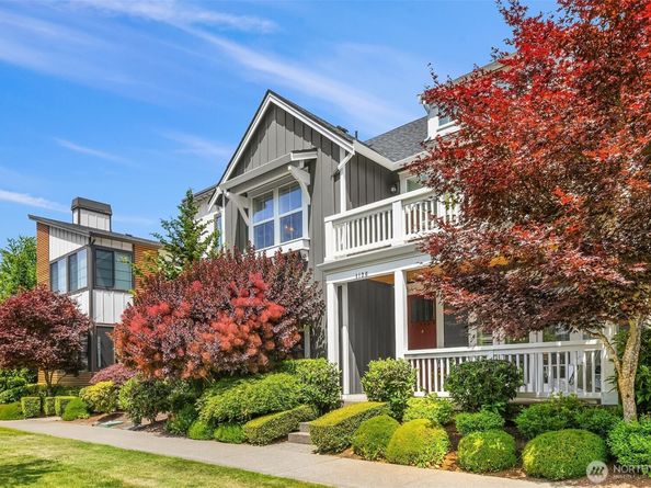 1136 Pine Crest Circle NE, Issaquah WA 98029