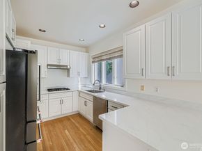 608 Bellevue Way SE F1, Bellevue WA 98004