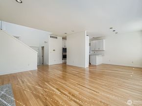 608 Bellevue Way SE F1, Bellevue WA 98004