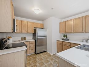 1733 NW 59th Street 301, Seattle WA 98107