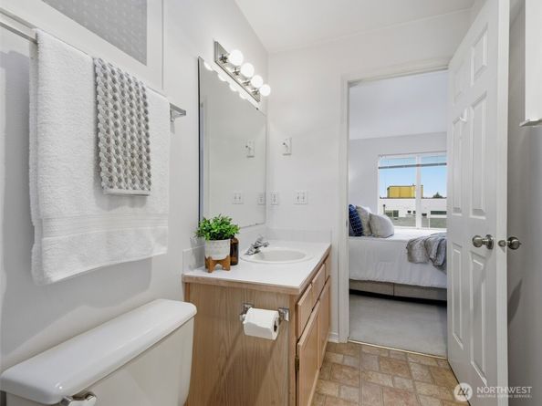 1733 NW 59th Street 301, Seattle WA 98107