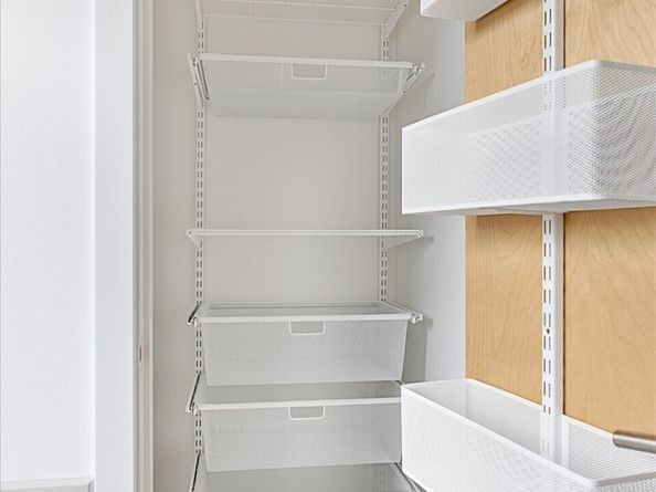 146 21st Avenue E B, Seattle WA 98112