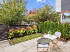 146 21st Avenue E B, Seattle WA 98112