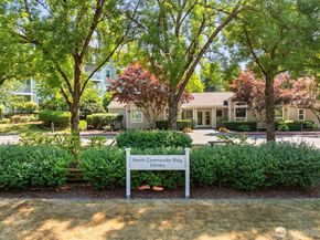 4081 224th Lane SE 210, Issaquah WA 98029