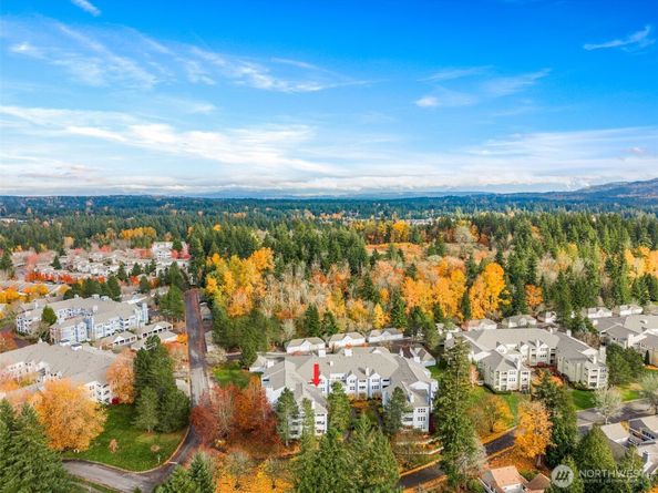 4081 224th Lane SE 210, Issaquah WA 98029