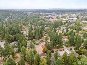 11300 Goodwin Way NE, Seattle WA 98125