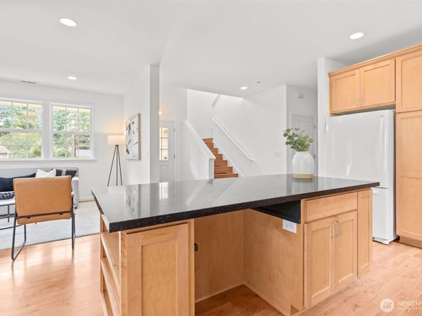 11300 Goodwin Way NE, Seattle WA 98125