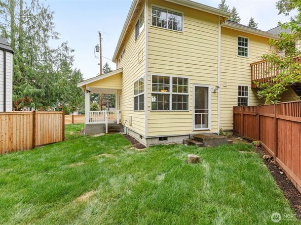 11300 Goodwin Way NE, Seattle WA 98125