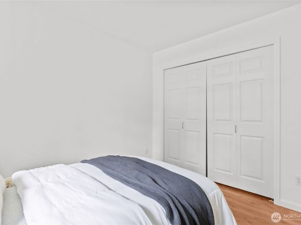 11300 Goodwin Way NE, Seattle WA 98125