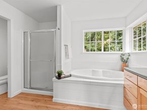 11300 Goodwin Way NE, Seattle WA 98125