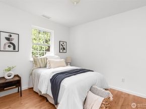 11300 Goodwin Way NE, Seattle WA 98125