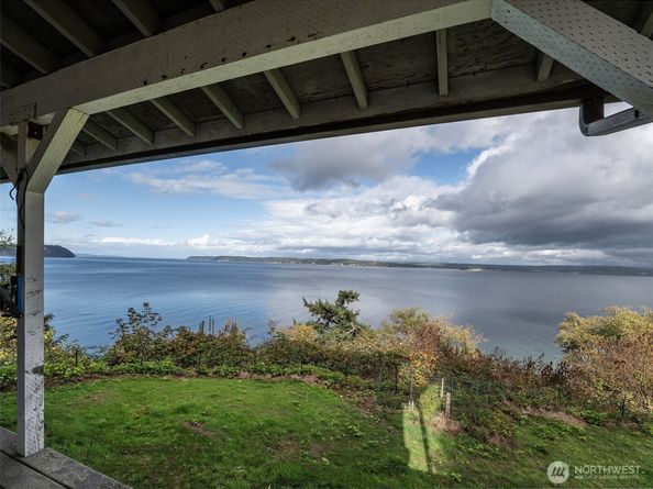 26 E Port Gardener Dr, Everett WA 98206