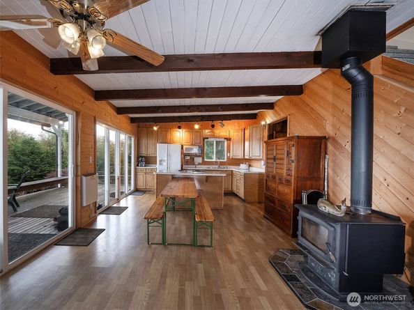 26 E Port Gardener Dr, Everett WA 98206