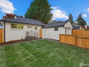 4007 W Emerson Street, Seattle WA 98199