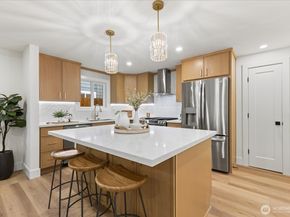 4007 W Emerson Street, Seattle WA 98199