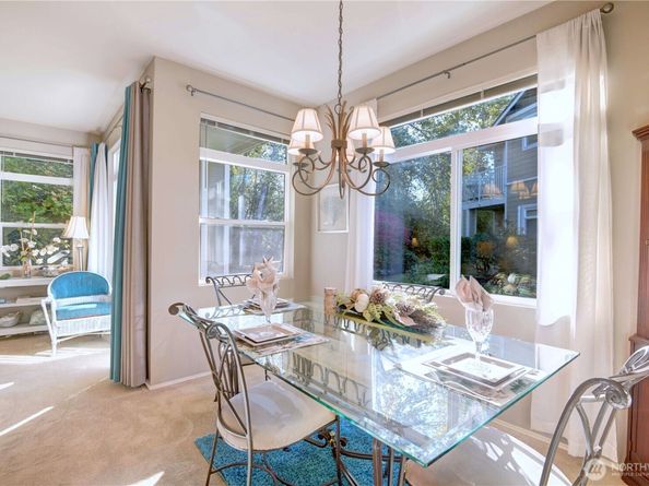 538 241st Lane SE, Sammamish WA 98074