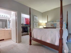 538 241st Lane SE, Sammamish WA 98074