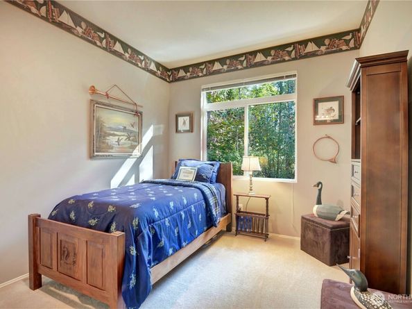 538 241st Lane SE, Sammamish WA 98074