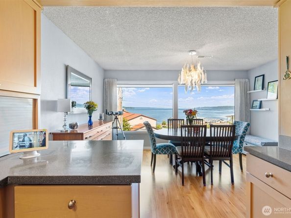 28313 Redondo Way S 102, Des Moines WA 98198