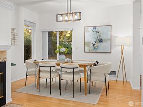 18003 NE 93rd Court 3, Redmond WA 98052