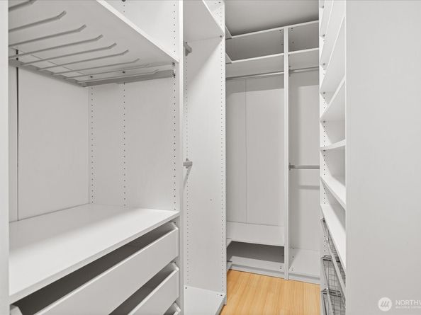 18003 NE 93rd Court 3, Redmond WA 98052