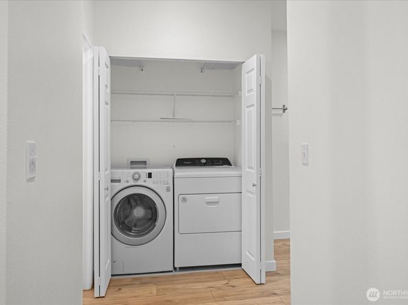 18003 NE 93rd Court 3, Redmond WA 98052